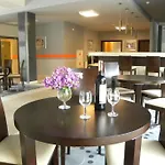 Hotel Dębowiec 3*