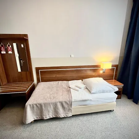 Szyndzielnia 3*