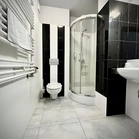 Otel Szyndzielnia 3*