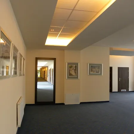 Hotel Szyndzielnia 3*