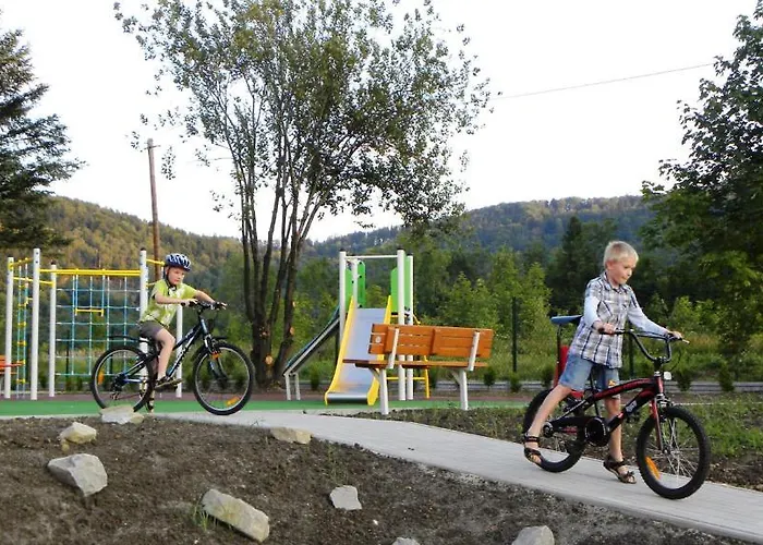 ホテル Szyndzielnia 3*